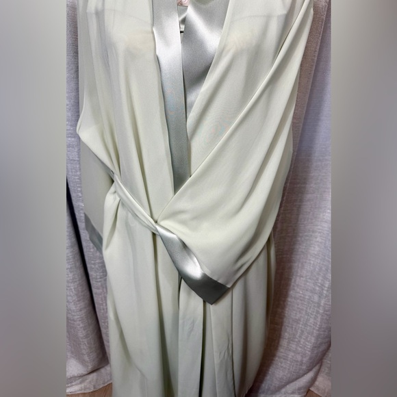 Halston 2X Sage Green Sheer Robe & Slip Dress Set Satin Trim Elegant Lounge - Picture 7 of 16